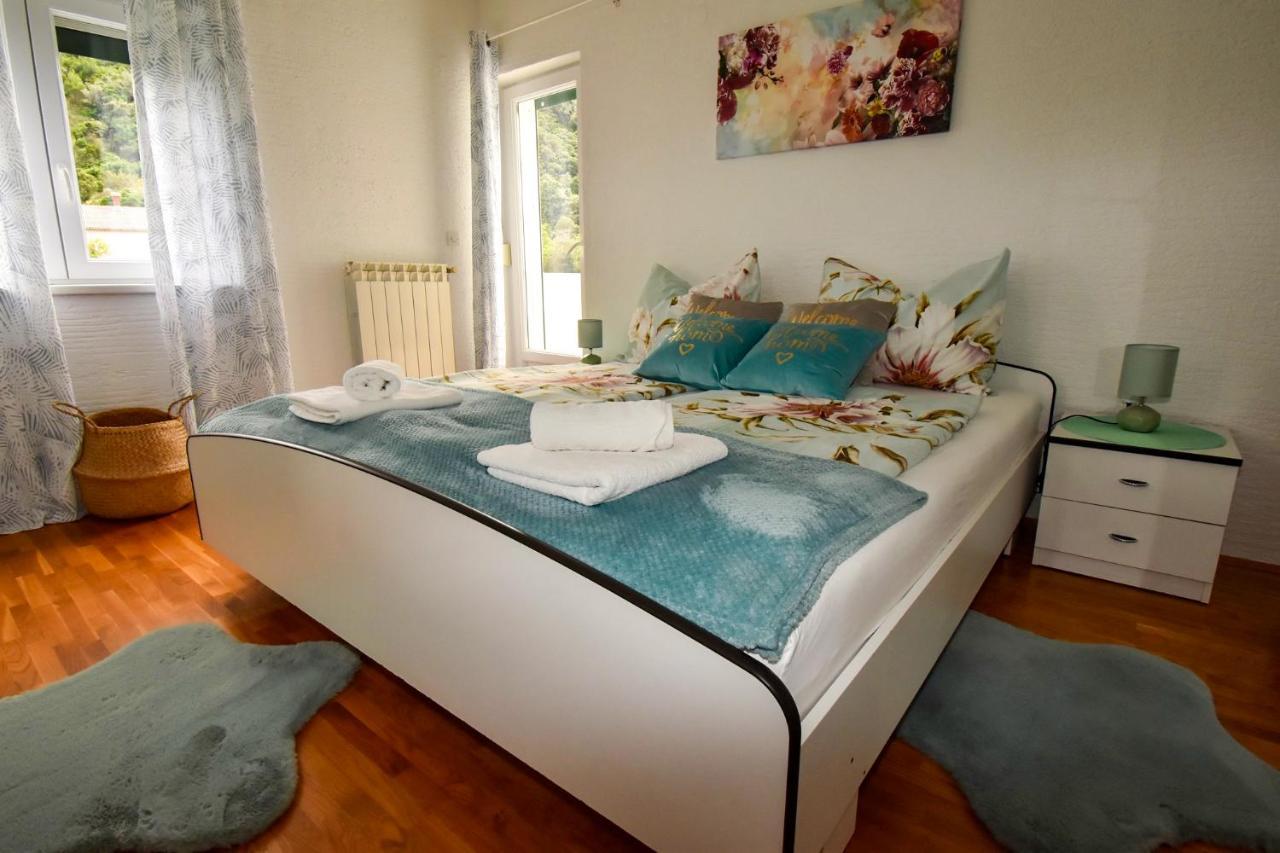 Villa Kristina Rab Супетарска Драга Екстериор снимка